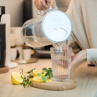 Wessper AquaClassic Crystalline 2,5L Biały szklany dzbanek filtrujący - Dzbanki filtrujące - miniaturka - grafika 7