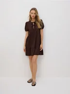 Sukienki - Reserved - Strukturalna sukienka mini - brązowy - miniaturka - grafika 1