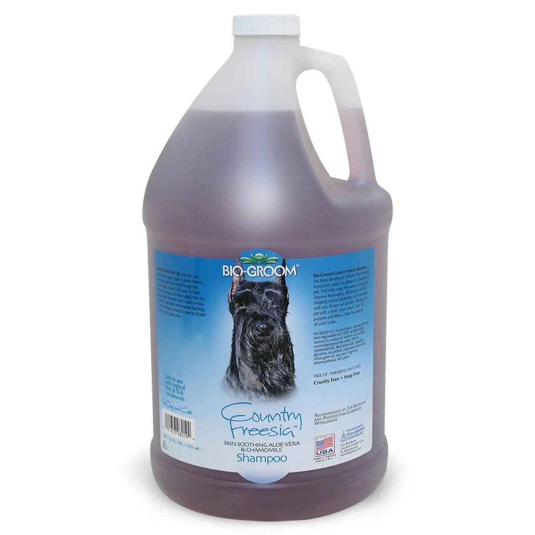 Bio-Groom Country Freesia szampon oczyszczający sierść, 1:8 3,8L