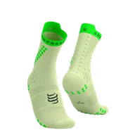 Skarpetki sportowe męskie - COMPRESSPORT Skarpetki do biegania trailowe PRORACING SOCKS V4 TRAIL lime/neon green - miniaturka - grafika 1
