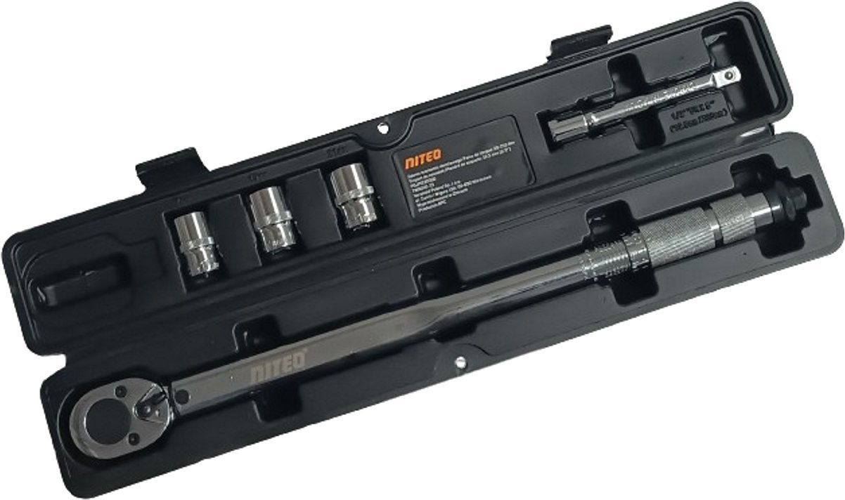 Klucz dynamometryczny z nasadkami NITEO 28-210Nm