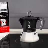 Zaparzacze i kawiarki - Bialetti Kawiarka New Moka Induction 4 filiżanki Czarna 7194-uniw - miniaturka - grafika 1