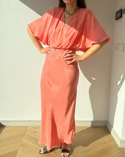 Sukienka Power coral - Sukienki Sukienka Power coral - Sukienki - miniaturka - grafika 1