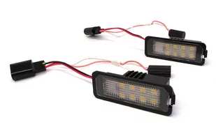 VW Amarok, Eos, Golf, Lupo, New Beetle, Passat, Phaeton, Polo, Scirocco, Tuareg lampki tablicy rejestracyjnej LED 450lm, zestaw 2szt - Oświetlenie samochodowe - akcesoria - miniaturka - grafika 1