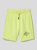 Spodnie i spodenki dla chłopców - Szorty z dzianiny dresowej o kroju regular fit z nadrukiem z logo model ‘Gruss’ - miniaturka - grafika 1