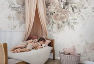 Tapety - Bloom Beige Kwiatowa Tapeta Do Pokoju dziecięcego - miniaturka - grafika 1
