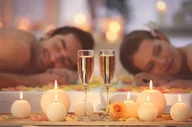 Czasopisma - Magiczne spotkanie - randka w Aturi Orient Massage w Katowicach - miniaturka - grafika 1