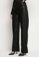 Spodnie damskie - Czarne Spodnie z Imitacji Skóry o Prostym Kroju z Wysokim Stanem Arirae - miniaturka - grafika 1