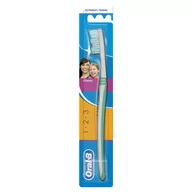 Szczoteczki do zębów - Oral-B Oral-B Classic 40 Medium - miniaturka - grafika 1