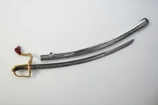 REPLIKA GRAWEROWANA SZABLA POLSKA 1921r Z POCHWĄ NR 1921 GP - Repliki - broń - miniaturka - grafika 1