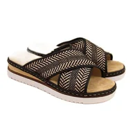 Klapki i japonki damskie - Klapki na koturnie Rieker W R459 czarne - miniaturka - grafika 1