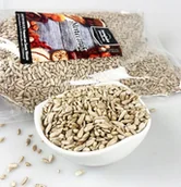 Ziarna i nasiona roślin strączkowych - Słonecznik łuskany 25kg Swojska Piwniczka - miniaturka - grafika 1