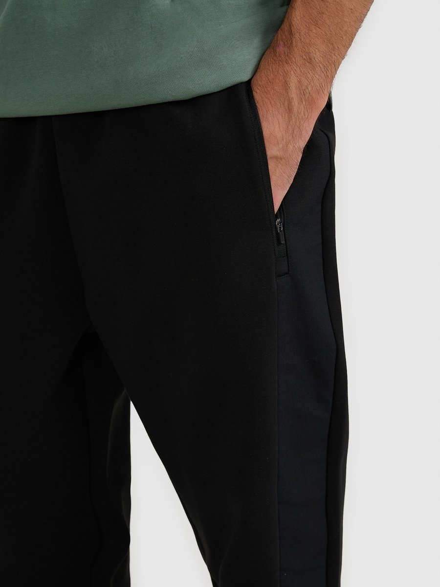 4F spodnie dresowe męskie SPMD czarny rozmiar L