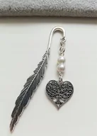 Dekoracje domu - BIAŁA ZAKŁADKA DO KSIĄŻKI SERCE AŻUR PERŁA PEREŁKI - miniaturka - grafika 1