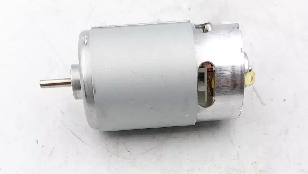 Dedra Silnik elektryczny 18V