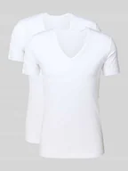 Koszulki męskie - T-shirt o kroju slim fit z dekoltem w serek model ‘Daily Comfort’ - miniaturka - grafika 1