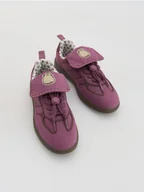 Buty dla dziewczynek - Reserved - Sneakersy Pusheen - brudny róż - miniaturka - grafika 1