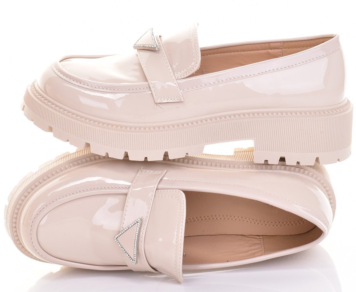 MOKASYNY DAMSKIE LAKIEROWANE KLASYCZNE BUTY LOAFERSY ELEGANCKIE BEŻOWE