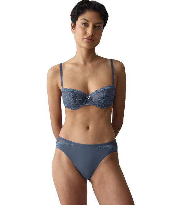 Biustonosz balkonetka na fiszbinie Triumph Comfort Allure WH-75F