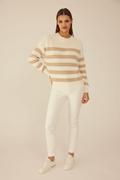 Swetry damskie - Sweter w paski : Kolor - Beżowe paski, Rozmiar - XS/S - Bombshe - miniaturka - grafika 1