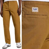 Spodnie męskie - Lee RELAXED WORKWEAR CHINO LUŹNE BRĄZOWE SPODNIE MATERIAŁOWE CHINOS W32 L30 - miniaturka - grafika 1