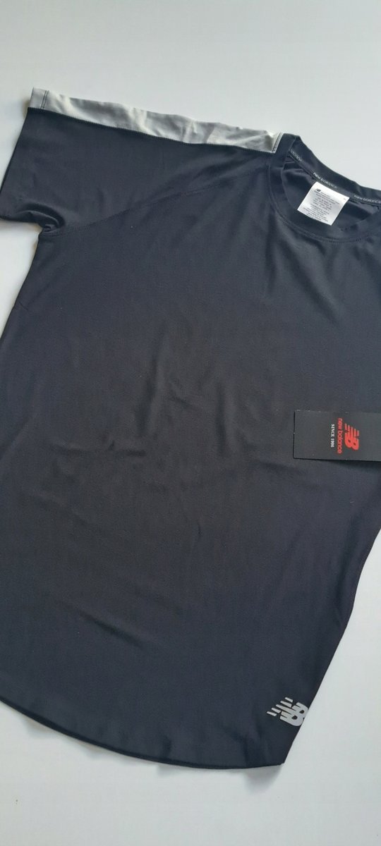 KOSZULKA T-SHIRT DAMSKI NEW BALANCE R. M CZARNA KRÓTKI RĘKAW