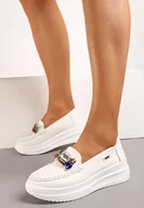 Półbuty damskie - Białe Wsuwane Półbuty w Stylu Mokasynów na Platformie Ozdobione Cyrkoniami Olamaries - miniaturka - grafika 1
