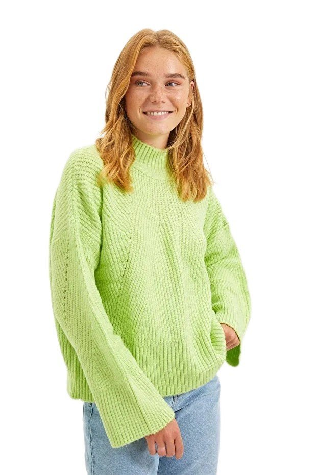 TRENDYOL SWETER DAMSKI Z GOLFEM WZÓR PRĄŻKOWANY Z DŁUGIM RĘKAWEM M 5EA*
