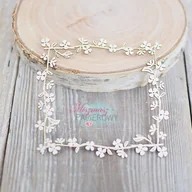 Scrapbooking - Kwadratowa ramka w kwiatkach - miniaturka - grafika 1