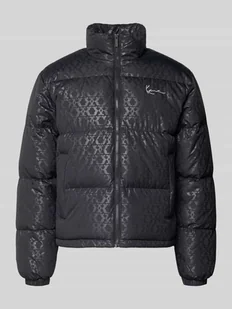 Kurtka pikowana o kroju regular fit z nadrukiem logo na całej powierzchni model ‘Signature’ - Kurtki męskie - miniaturka - grafika 1