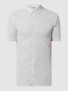 Koszule męskie - Koszula biznesowa o kroju slim fit z piki z krótkim rękawem — ‘Futureflex’ - miniaturka - grafika 1