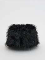 Czapki damskie - Reserved - Czapka ze sztucznego futerka - czarny - miniaturka - grafika 1