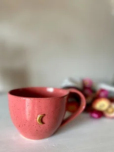 Kubek różowo-malinowy ze złotym księżycem 400 ml - Kubki - miniaturka - grafika 1