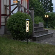 Lampy ogrodowe - Solarny słupek ogrodowy LED Pathy z numerem domu - miniaturka - grafika 1