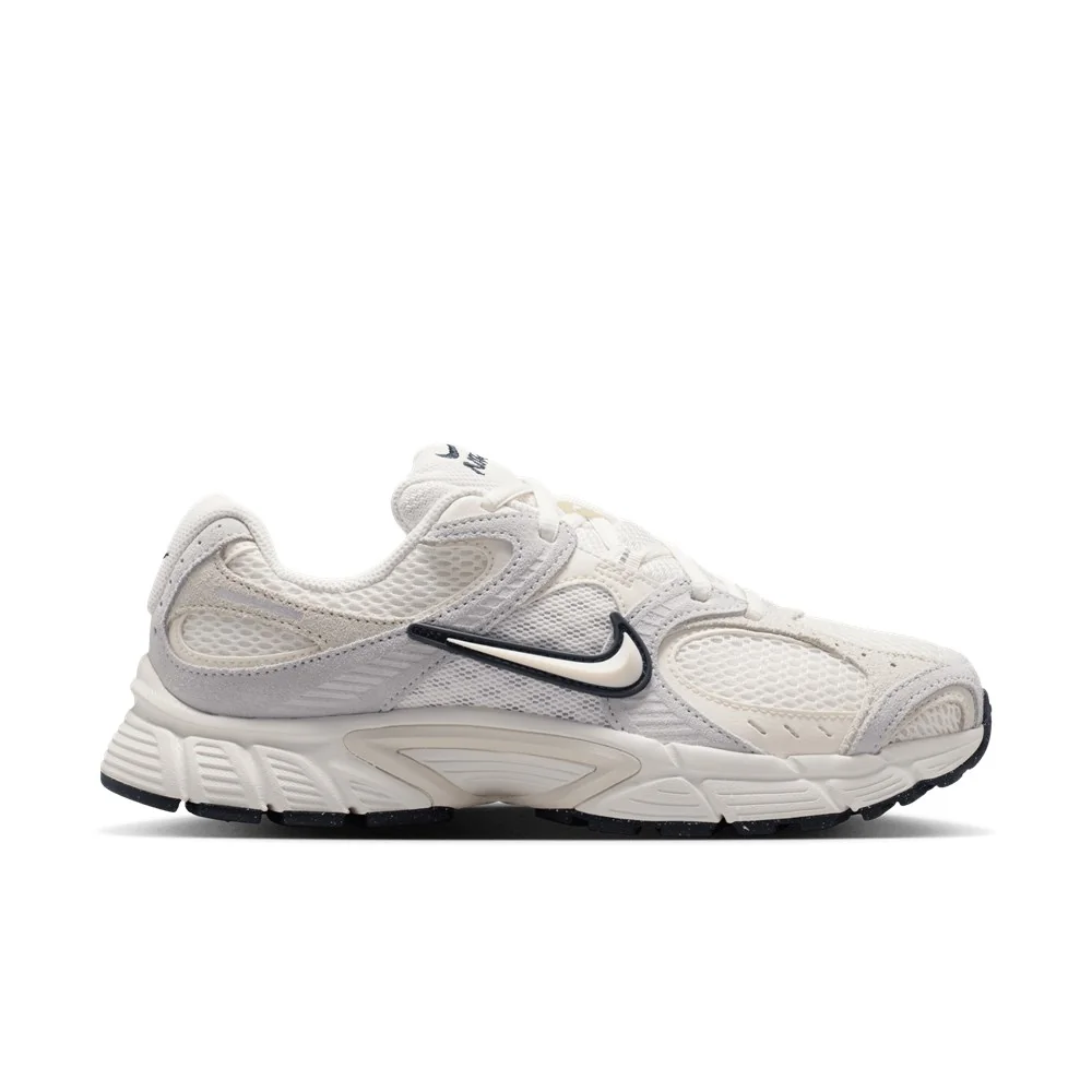 V5 RNR4 Suede 2