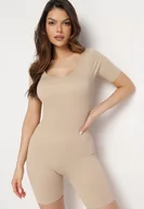 Kombinezony - Beżowy Prążkowany Kombinezon Bodycon z Krótkimi Nogawkami Tima - miniaturka - grafika 1