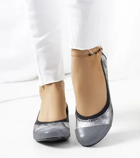 Srebrne baleriny w groszki Marlin -37 - Mokasyny damskie - miniaturka - grafika 1