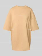 Koszulki i topy damskie - T-shirt o kroju oversized z nadrukiem z logo - miniaturka - grafika 1