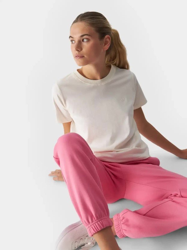 T-shirt regular gładki damski 4F 4FWAW24TTSHF1650-12S Kremowy