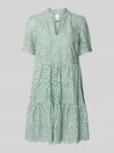 Sukienki - Sukienka mini z haftem angielskim model ‘Holi’ - miniaturka - grafika 1