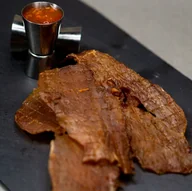 Zdrowa żywność - Jerky suszone mięso z Kurczaka o smaku Słodko - Kwaśnym 100g Meat - miniaturka - grafika 1