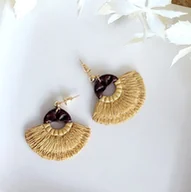 Kolczyki - Kolczyki typu makrama, złote- sztyfty złote EDYCJA LIMITOWANA - miniaturka - grafika 1