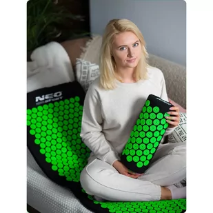 Mata do akupresury z kolcami Neo-Sport NS-901 czarno-zielona - Masażery - miniaturka - grafika 2