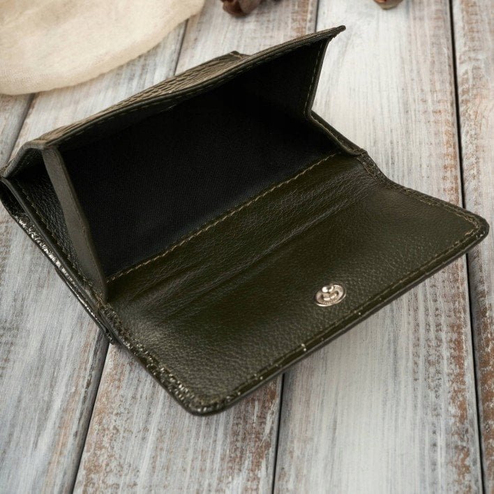 Paolo Peruzzi Portfel damski skórzany mały ciemnozielony croco z ochroną RFID AL-03-GB