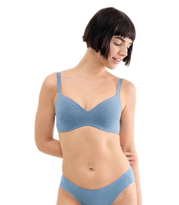 Biustonosz push-up bez fiszbin sloggi ZERO Feel Pure THE UP T-L
