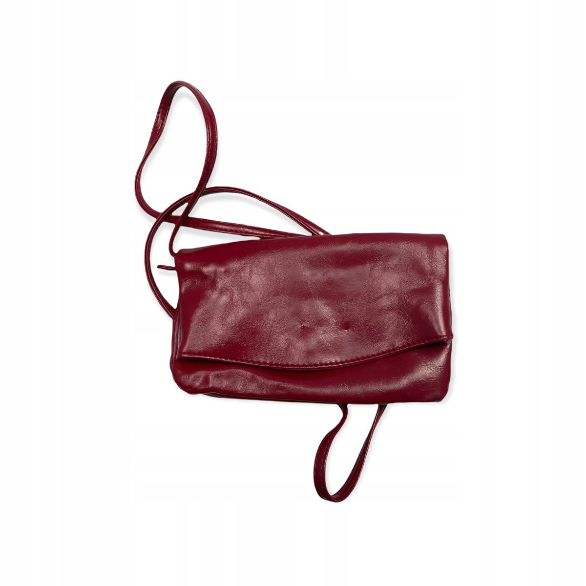 Czerwona mała torebka damska z paskiem