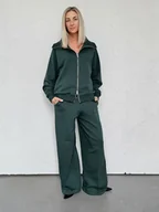 Komplety damskie - Katya bluza na zamek i spodnie z przeszyciem butelkowy zielony - miniaturka - grafika 1