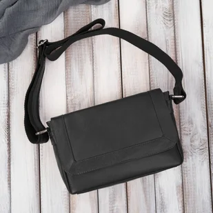Torebka damska mała listonoszka skórzana na ramię czarna Paolo Peruzzi E-35-BL - Torebki damskie - miniaturka - grafika 1