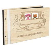 Albumy fotograficzne - Album Na Zdjęcia Dla Dziecka Szkolne Wspomnienia W Drewnianej Oprawie Z Czarnymi Kartami Z Grawerem - miniaturka - grafika 1