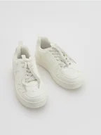 Buty dla dziewczynek - Reserved - Sneakersy z imitacji skóry - biały - miniaturka - grafika 1